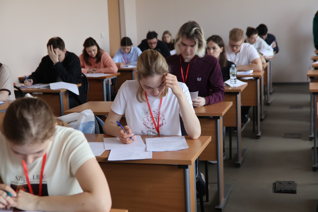 Иллюстрация к новости: Студенты Вышки — среди лучших на Универсиаде по эконометрике — 2025
