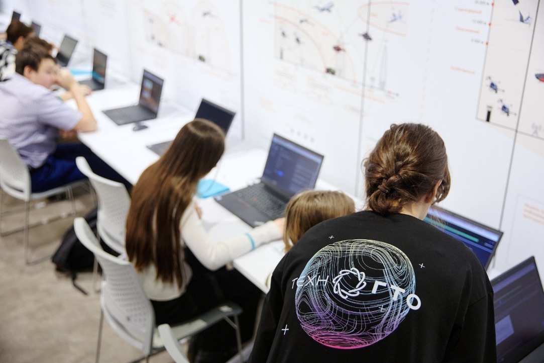 Иллюстрация к новости: Участники ТехноГТО сдали нормативы технологической грамотности более 100 тысяч раз